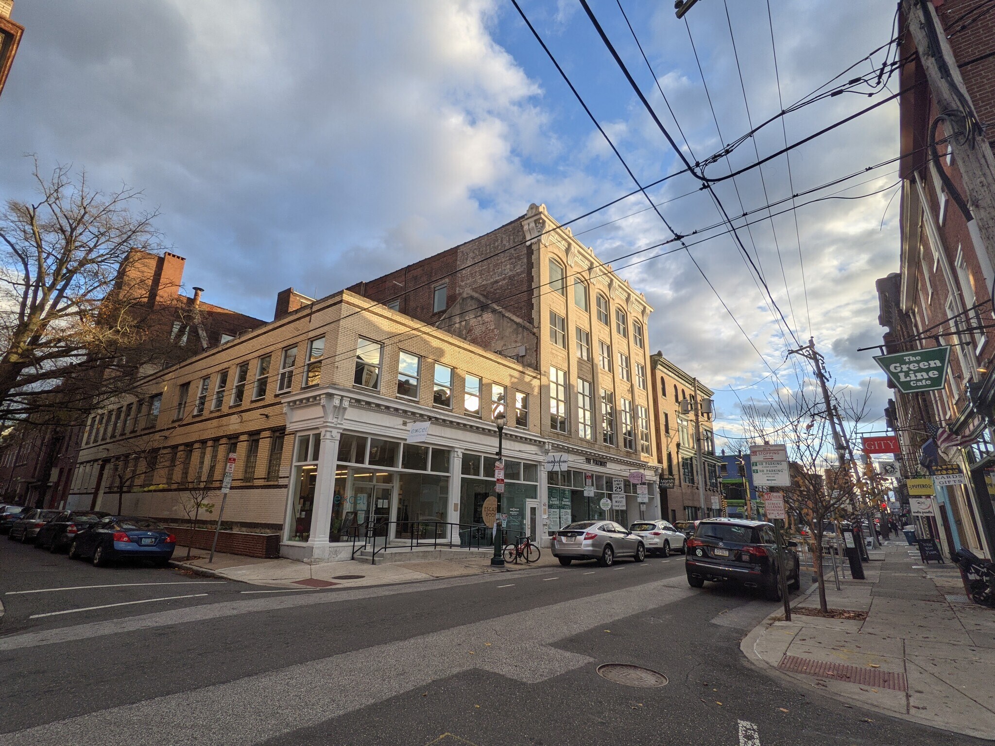 517-529 S 4th St, Philadelphia, PA à louer Photo du bâtiment- Image 1 de 11