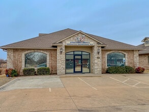 2240 NW 164th St, Edmond, OK for sale Interior Photo- Image 1 of 7