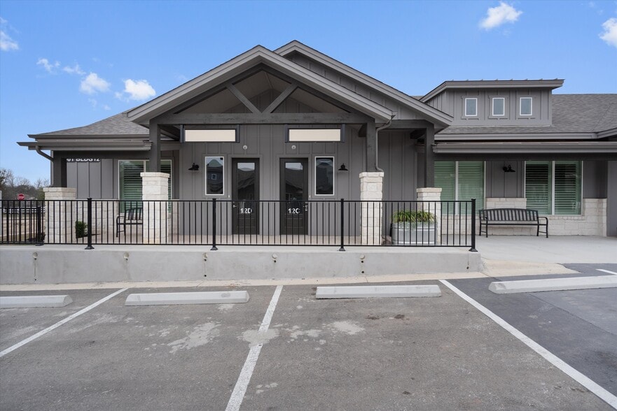 2901 Caballo Ranch Blvd, Cedar Park, TX for lease - Building Photo - Image 1 of 18