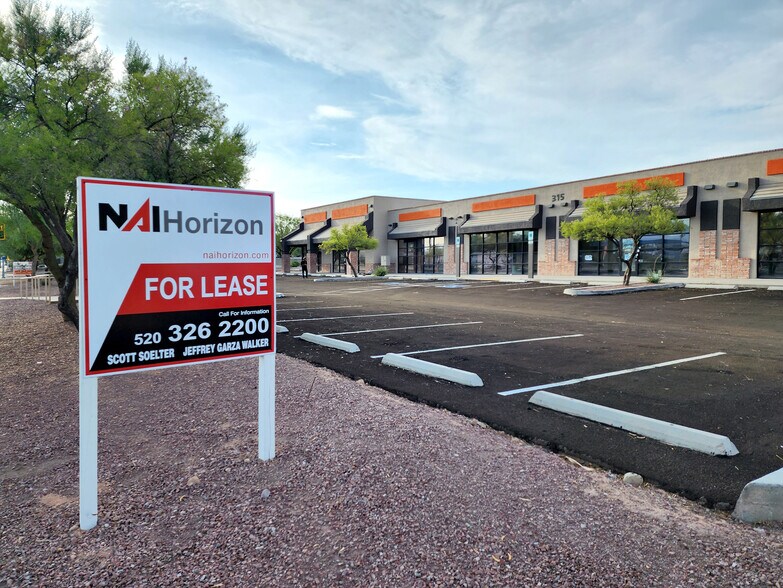 315 W Irvington Rd, Tucson, AZ à louer - Photo du bâtiment - Image 3 de 7