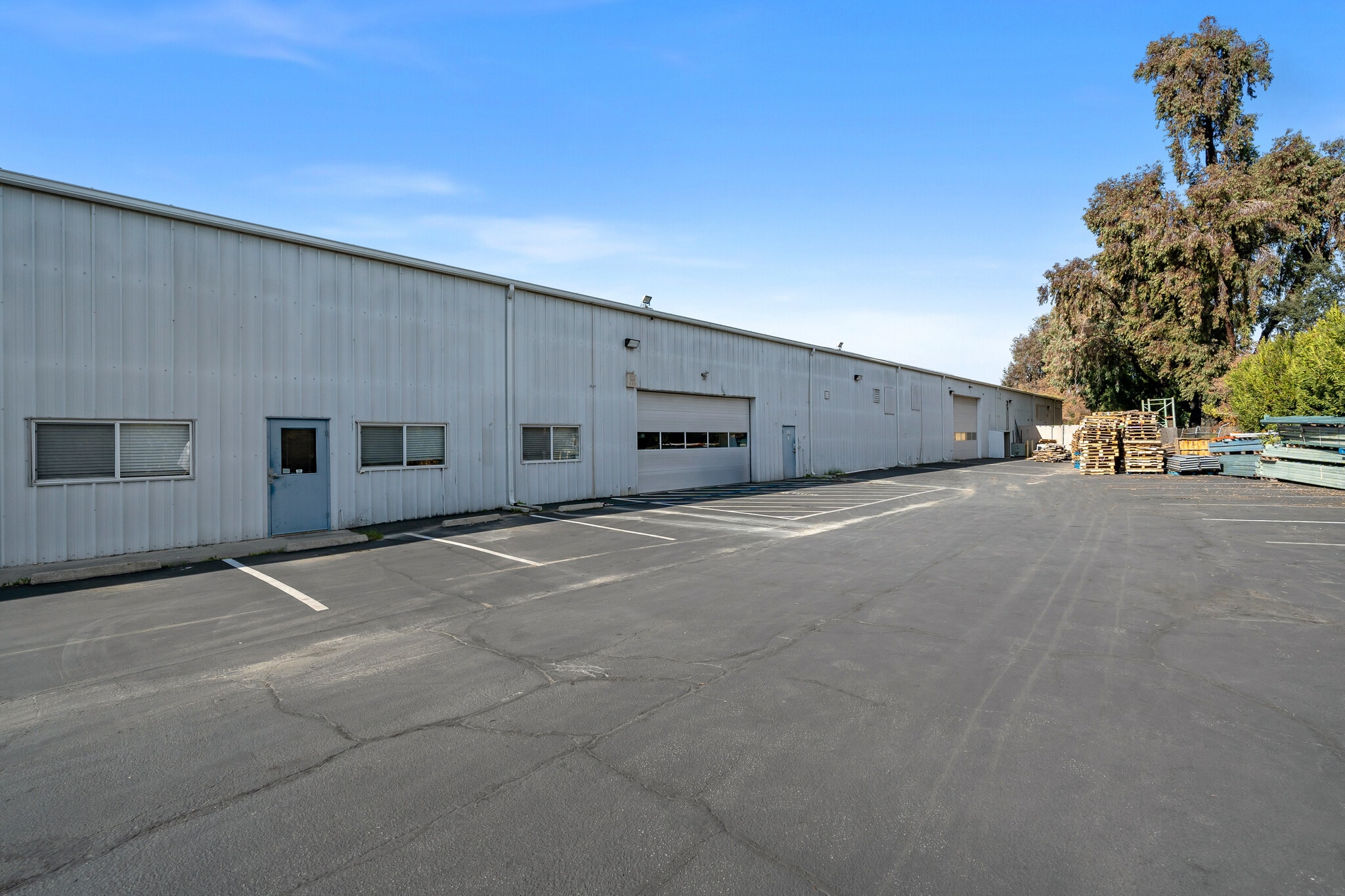 3230 Riverside Ave, Paso Robles, CA for lease Interior Photo- Image 1 of 34