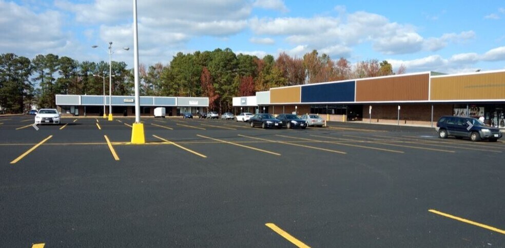 2733-2793 S Crater Rd, Petersburg, VA for lease - Building Photo - Image 1 of 13