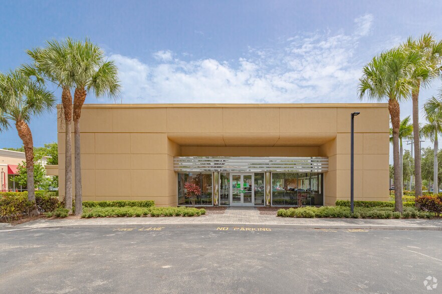 3325 W Hillsboro Blvd, Deerfield Beach, FL à vendre - Photo du bâtiment - Image 2 de 151