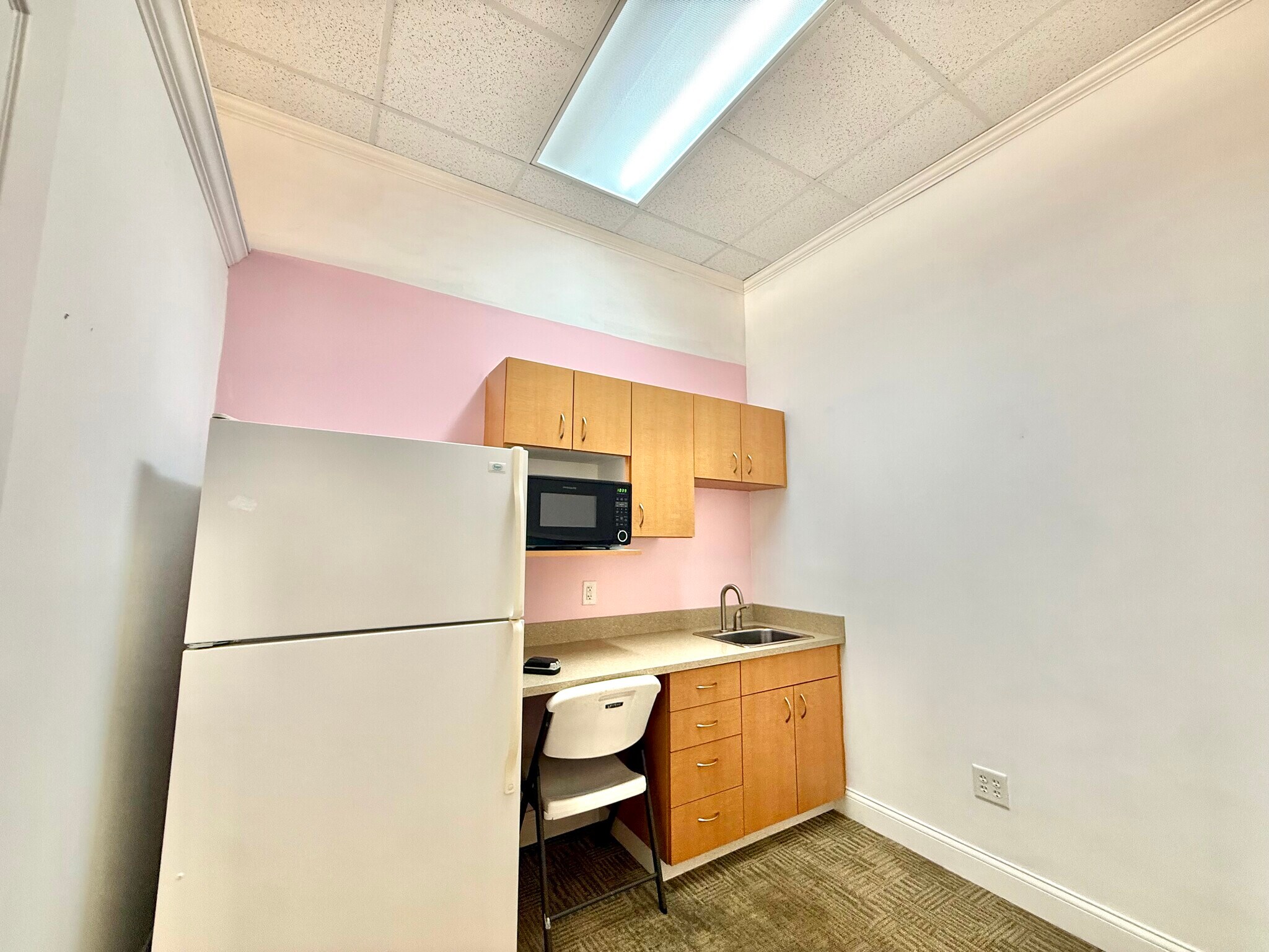 203 Prospect Rd, Bloomington, IL for lease Interior Photo- Image 1 of 10