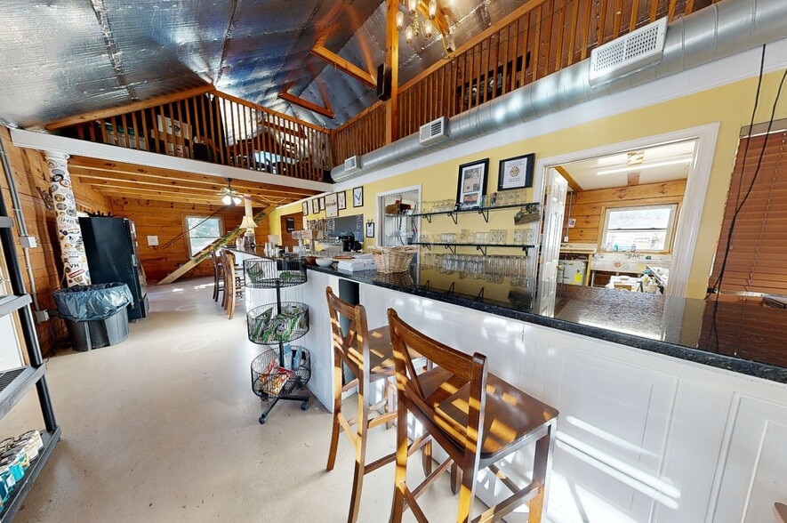 150 Ridgemont Rd, Middletown, VA for sale - Matterport 3D Scan - Image 3 of 16