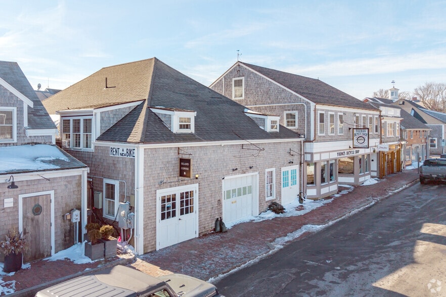 4 Broad St, Nantucket, MA à vendre - Photo principale - Image 1 de 11