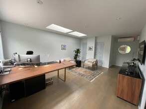 45-43 21st St, Long Island City, NY à louer Photo intérieure- Image 1 de 6