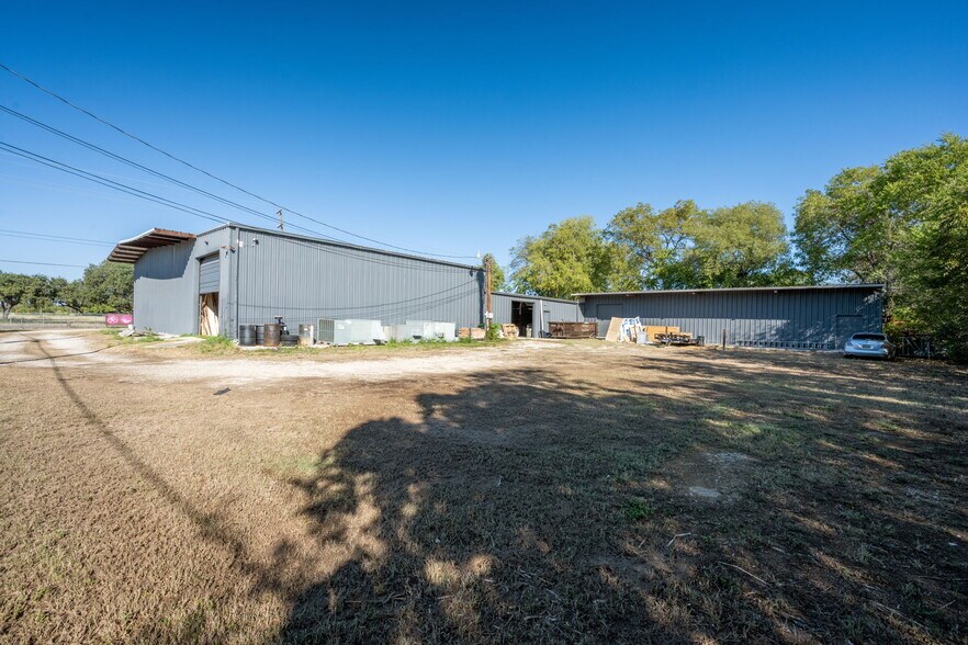 4714 S Zarzamora St, San Antonio, TX à vendre - Photo du bâtiment - Image 2 de 44