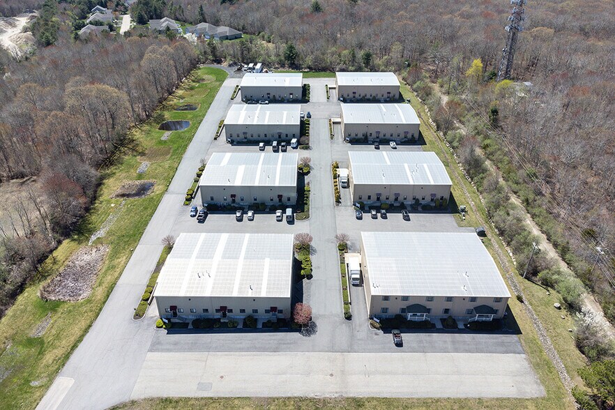 376 Dry Bridge Rd, North Kingstown, RI à vendre - Aérien - Image 2 de 3