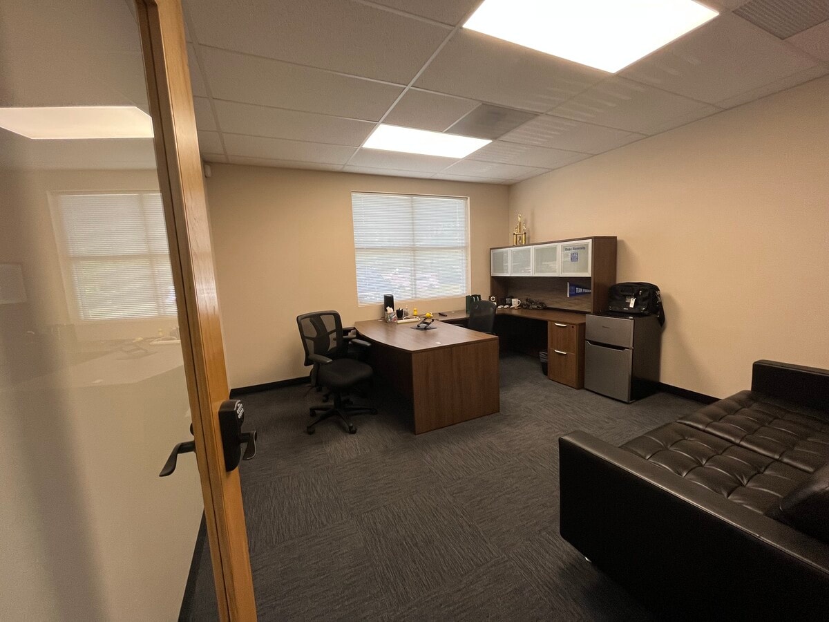 5920 S Miami Blvd, Morrisville, NC 27560 - Unité 101 - - Photo intérieure - Image 2 of 7
