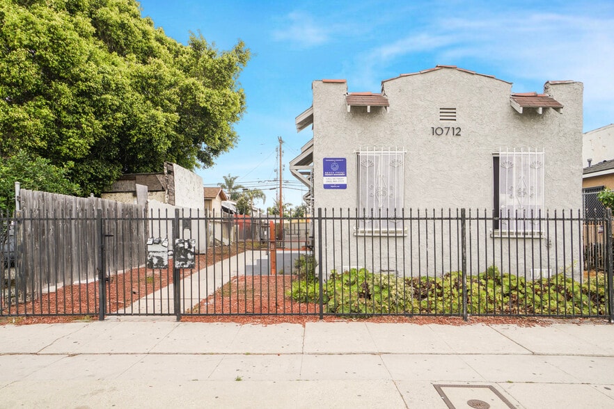 10712 S Broadway, Los Angeles, CA à vendre - Photo principale - Image 1 de 9