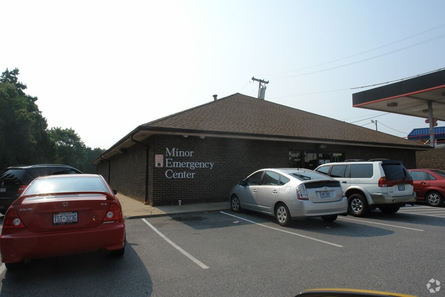 4917 South Blvd, Charlotte, NC for lease - Building Photo - Image 3 of 40