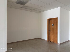 2636 W 6th St, The Dalles, OR for lease Interior Photo- Image 2 of 11