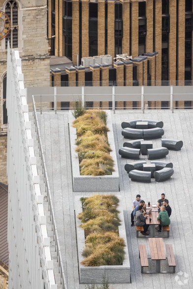 3 London Bridge St, London for lease - Building Photo - Image 3 of 19