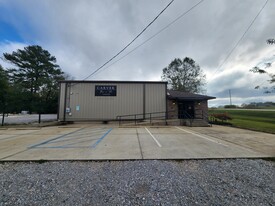 5220 University Blvd E, Tuscaloosa AL - Entrepôt