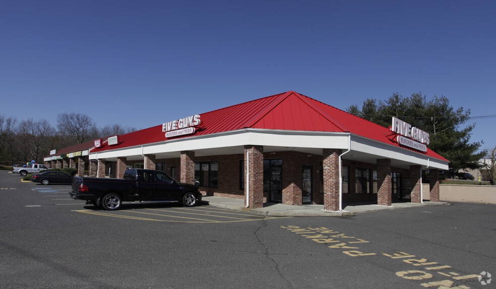 4220-4242 Highway 9 S, Howell, NJ à louer - Photo du bâtiment - Image 1 de 10