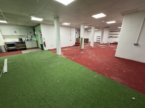 Station St, Porth à louer Photo intérieure- Image 2 de 5