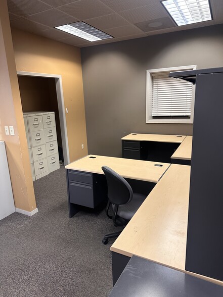 2502 Highway Blvd, Spencer, IA à louer - Photo intérieure - Image 3 de 6