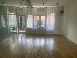 243-247 Boerum St, Brooklyn, NY for lease Interior Photo- Image 2 of 4