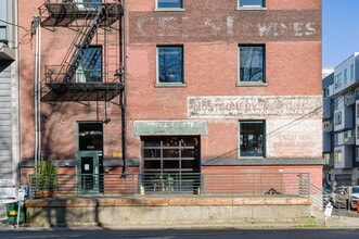 1104 NW 15th Ave, Portland, OR for lease Building Photo- Image 2 of 13