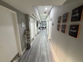 3901 NW 79th Ave, Doral, FL for lease Interior Photo- Image 2 of 8