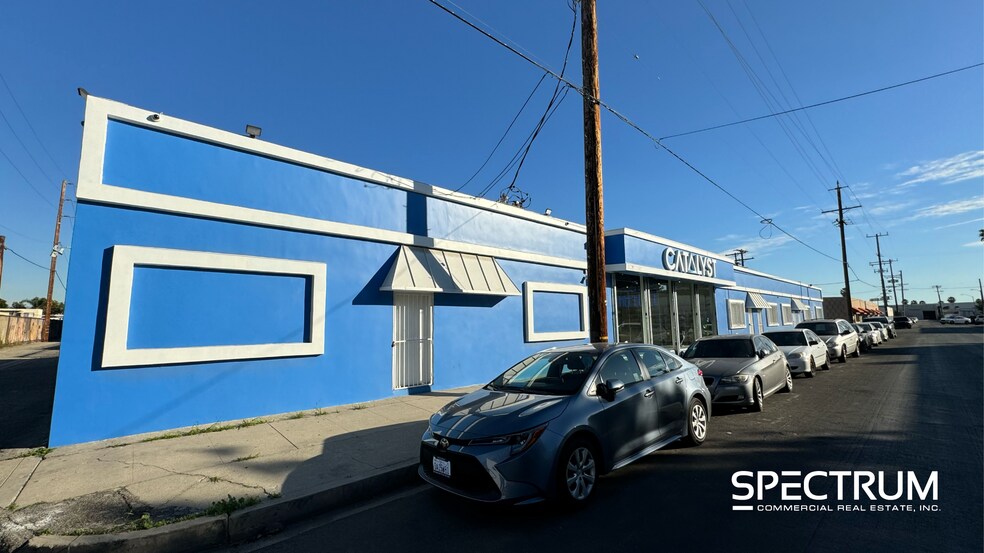 8150-8166 Orion Ave, Van Nuys, CA for lease - Building Photo - Image 1 of 5