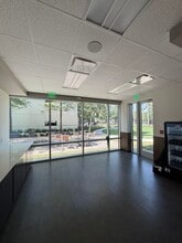 1575 Sawdust Rd, The Woodlands, TX for lease Interior Photo- Image 1 of 4