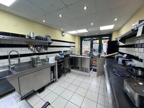 66-66A High St, Poole for lease Interior Photo- Image 2 of 5