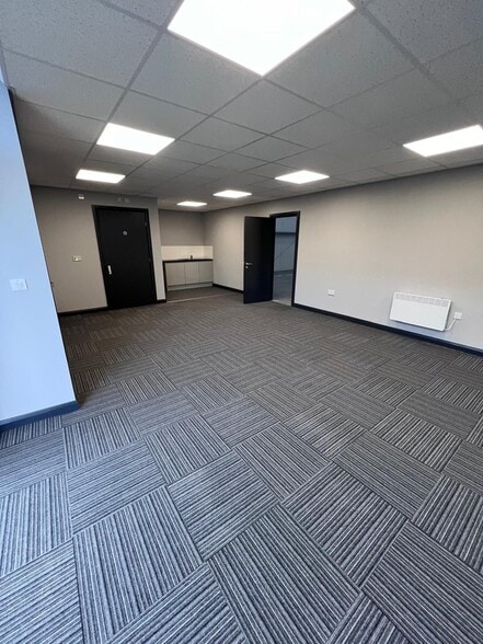 Hardwick Rd, Runcorn for lease - Building Photo - Image 2 of 12