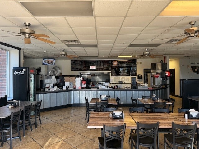 4921 Riverside Dr, Macon-Bibb, GA for lease - Interior Photo - Image 3 of 4