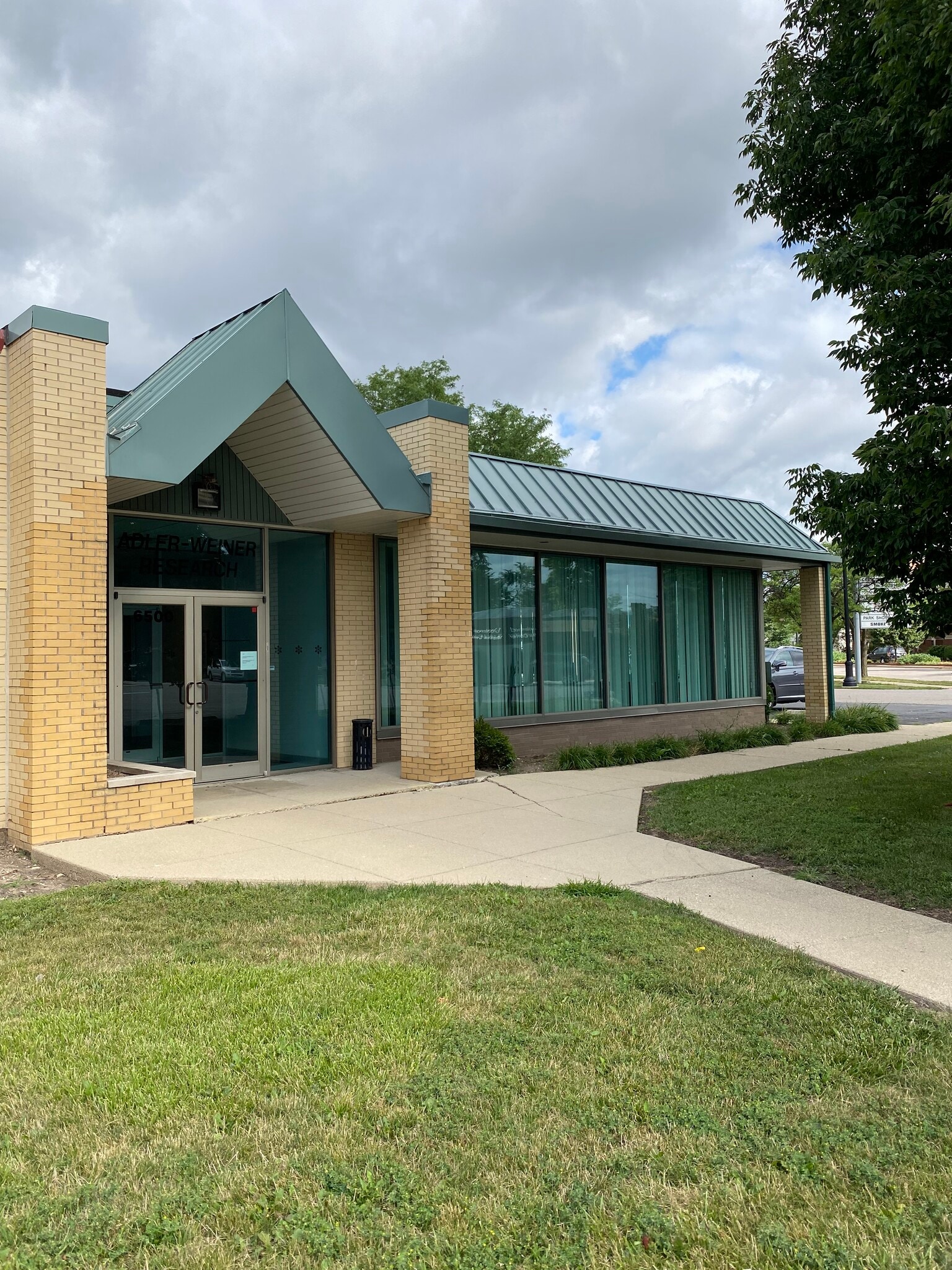 6500 N Lincoln Ave, Lincolnwood, IL for sale Building Photo- Image 1 of 17