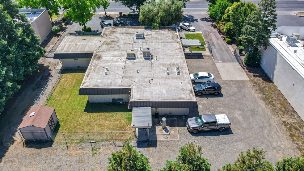 3200 G St, Merced, CA à vendre - Photo du b timent - Image 3 de 17