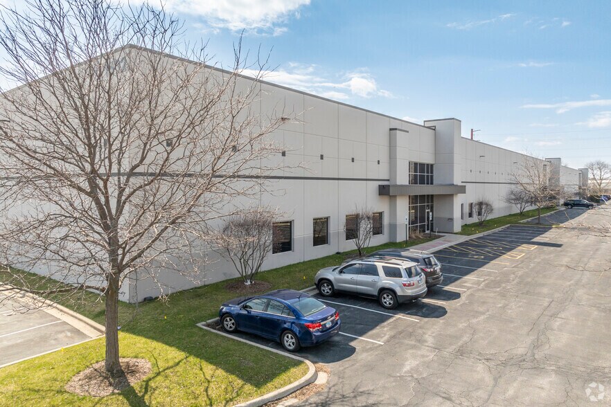 1502 N 25th Ave, Melrose Park, IL for lease - Building Photo - Image 1 of 8