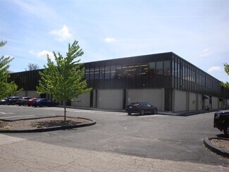Plus de détails pour 77 Pawtucket Ave, Rumford, RI - Industriel à louer