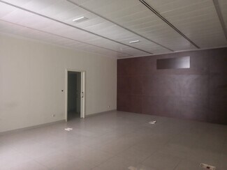 Plus de détails pour Carrer Guillem Sorolla, 2, Corbera - Bureau à vendre