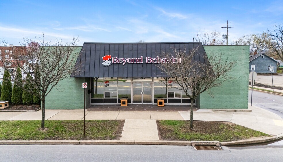 1003 Wyoming Ave, Forty Fort, PA à vendre - Photo du bâtiment - Image 1 de 34