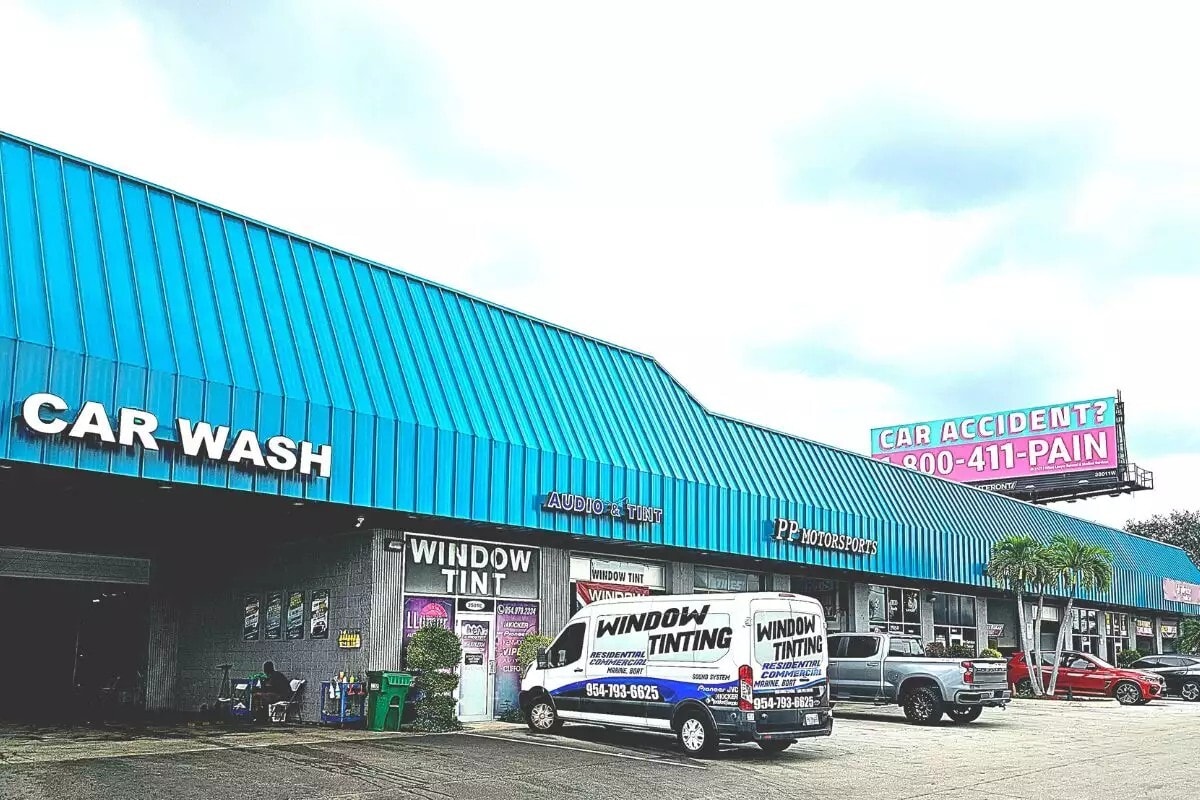 2501 W Sample Rd, Deerfield Beach, FL for lease Building Photo- Image 1 of 11