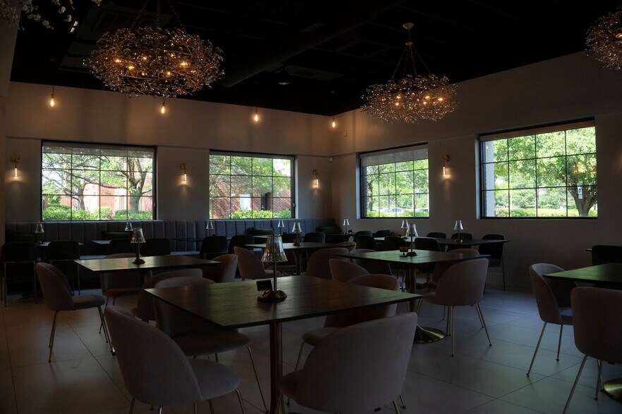 4405 Winfield Rd, Warrenville, IL for lease - Building Photo - Image 3 of 9