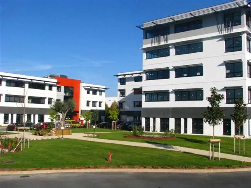 9 Rue Aimé Cotton, Saint-Priest for lease Building Photo- Image 1 of 9