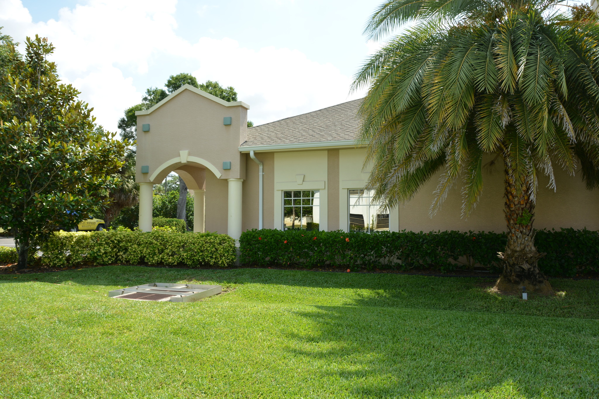 2496 Caring Way, Port Charlotte, FL for lease Building Photo- Image 1 of 8