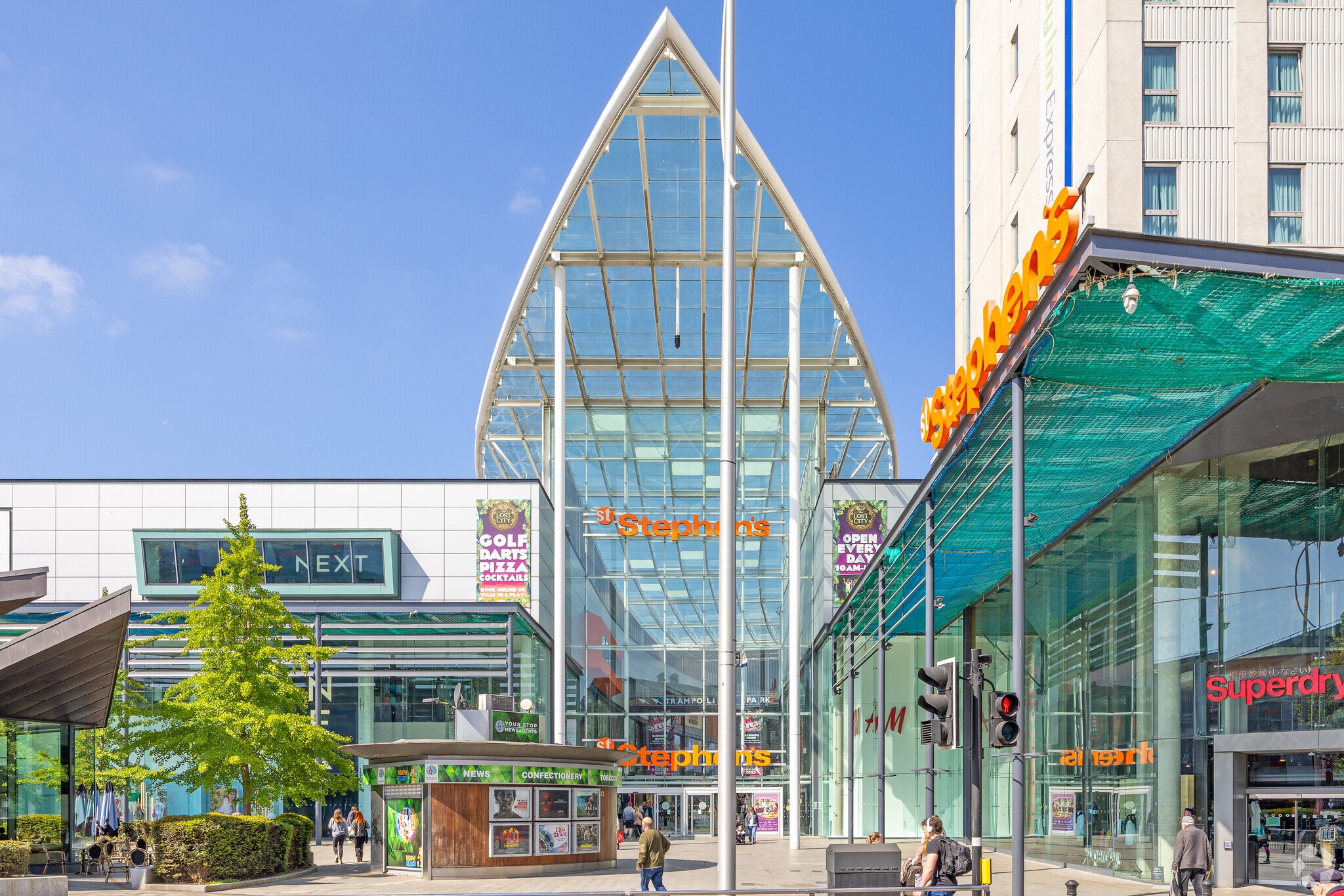 Ferensway, Hull à louer Photo du bâtiment- Image 1 de 13