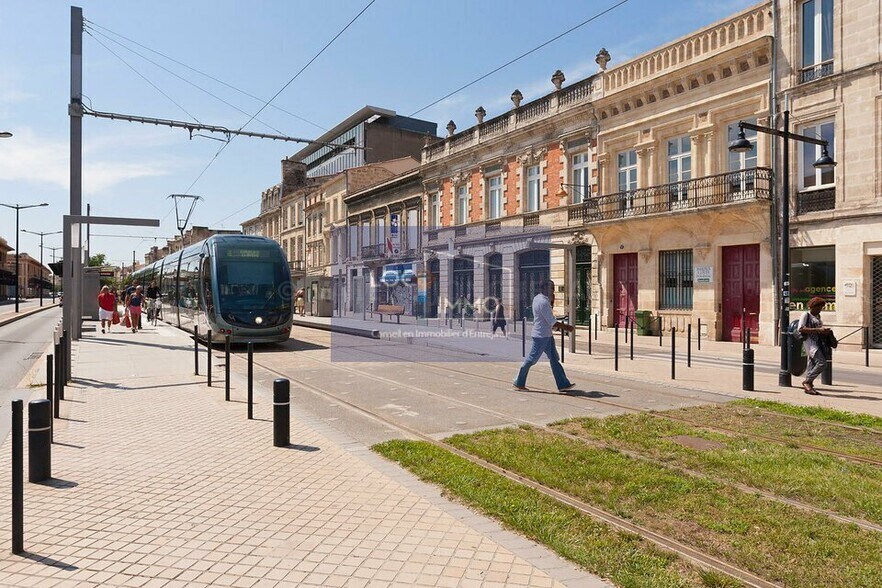Bureau dans Bordeaux à louer - Photo du bâtiment - Image 2 de 3