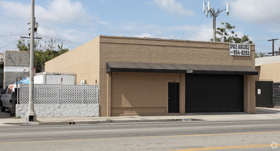 1335 S La Brea Ave, Los Angeles, CA à louer - Photo principale - Image 1 de 12