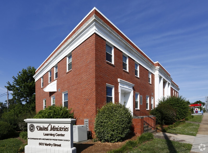 503 Vardry St, Greenville, SC à louer - Photo du bâtiment - Image 2 de 5