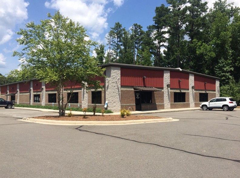 4900 Hillsborough Rd, Durham, NC for sale - Building Photo - Image 1 of 1