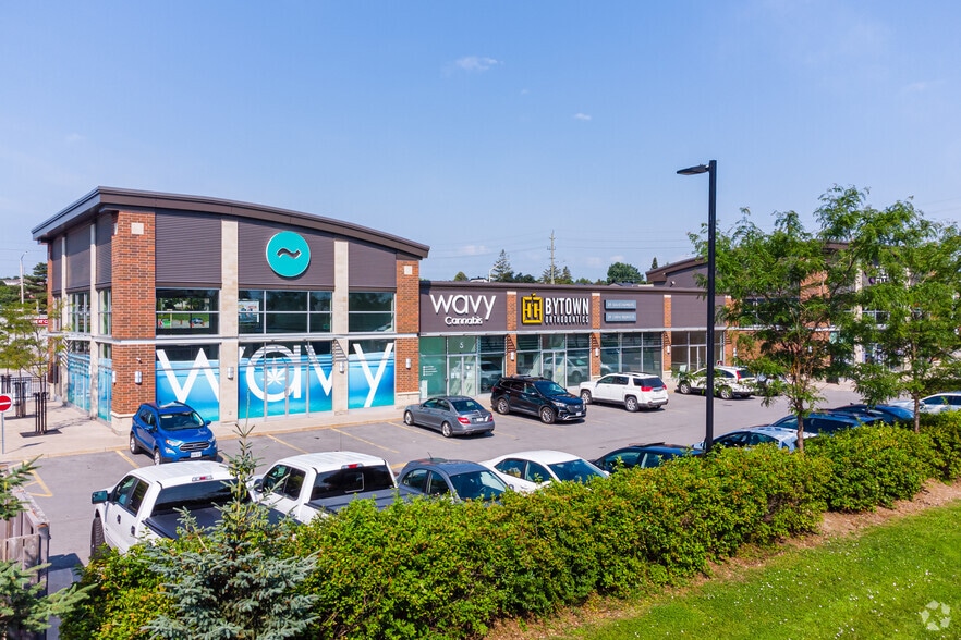 2084 Montreal Rd, Ottawa, ON for sale - Building Photo - Image 1 of 1