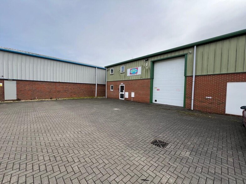 Unit 18 Maldon Rd, Latchingdon à louer - Photo du bâtiment - Image 1 de 12
