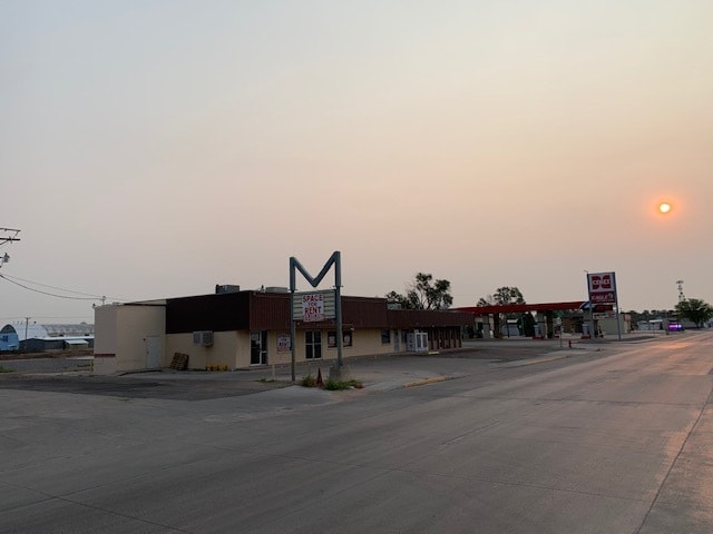 1010 W Main St, Sterling, CO for lease Building Photo- Image 1 of 6