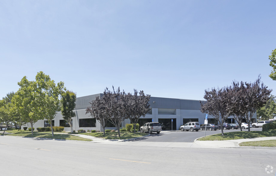 7300 Central Ave, Newark, CA for lease - Primary Photo - Image 1 of 7