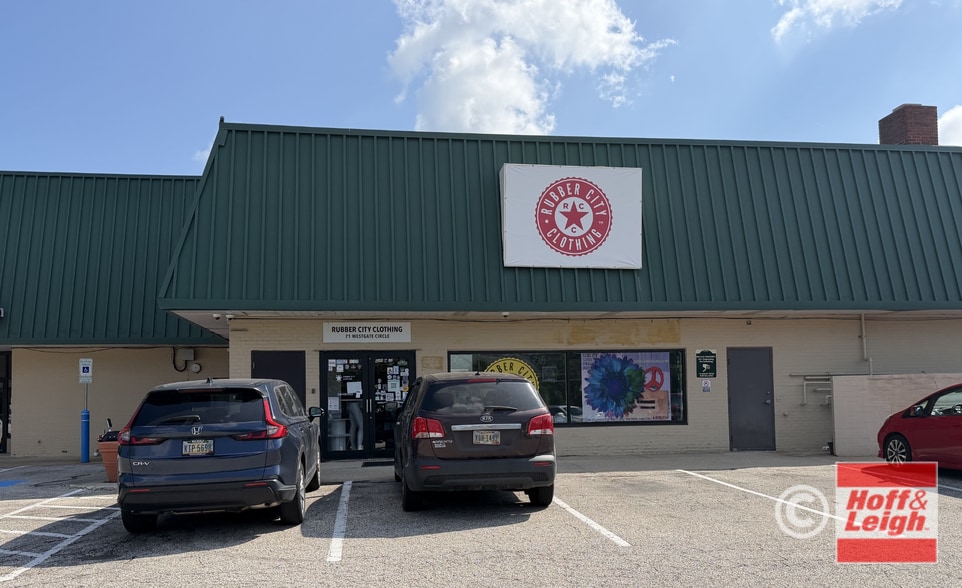 1682-1712 W Market St, Akron, OH for lease - Building Photo - Image 3 of 4